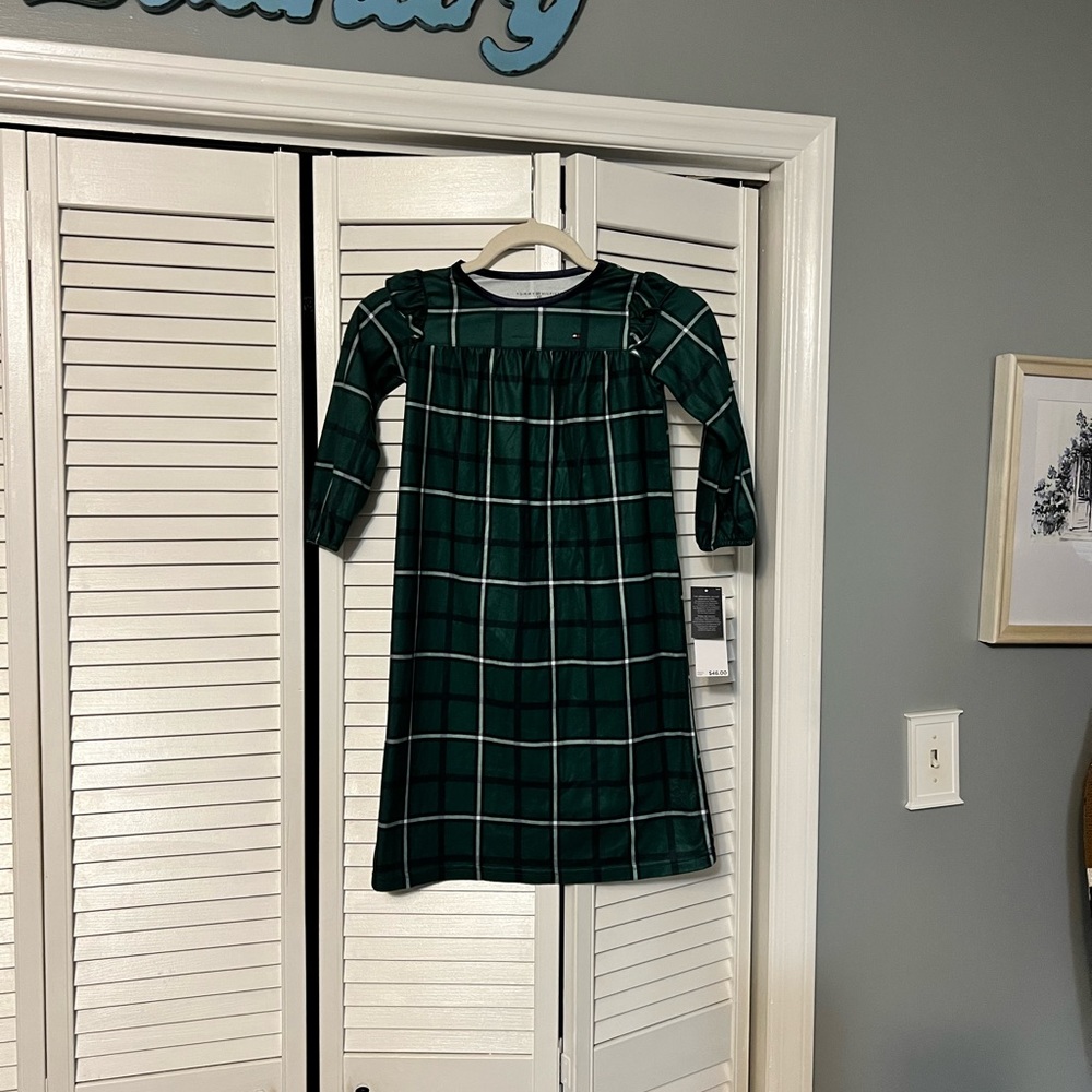 Tommy Hilfiger Gown SZ 4T NWT